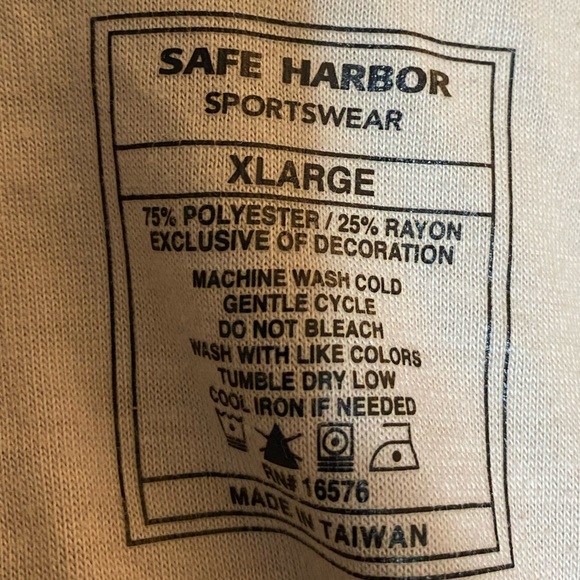 Cozy Vintage quarter button up - Picture 4 of 4